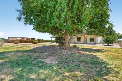 3002 E Sherry Lane, San Tan Valley, AZ 85140 - Photo 14