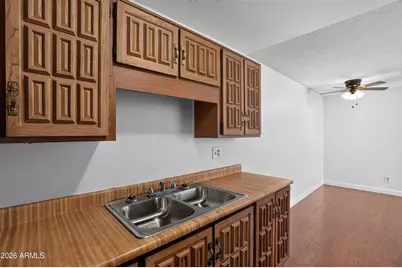 3646 N 67th Avenue #81, Phoenix, AZ 85033 - Photo 14