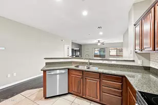 7726 E Baseline Rd, Mesa, AZ 85209 - Photo 10