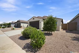 35377 W Santa Monica Ave, Maricopa, AZ 85138 - Photo 2