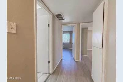 3955 W Wonderview Road, Phoenix, AZ 85019 - Photo 10