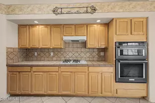 17806 N Becke Ln, Surprise, AZ 85374 - Photo 16