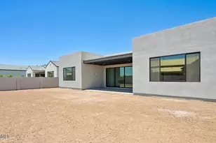 2371 E Aquarius Pl, Chandler, AZ 85249 - Photo 28