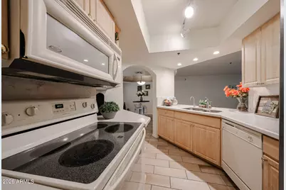 5104 N 32nd Street #343, Phoenix, AZ 85018 - Photo 6