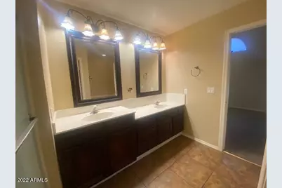 1249 E Laurel Avenue, Gilbert, AZ 85234 - Photo 22