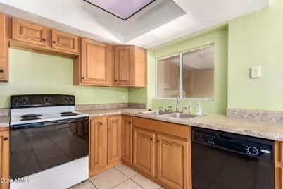 11630 N 25th Avenue, Phoenix, AZ 85029 - Photo 10