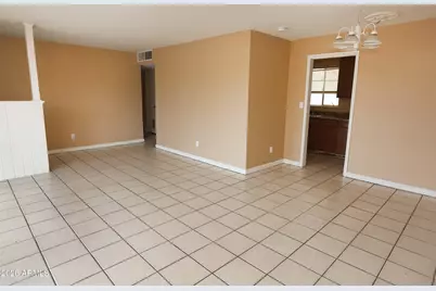 6045 W Marlette Avenue, Glendale, AZ 85301 - Photo 6