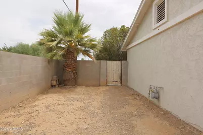 6902 W Wolf Street, Phoenix, AZ 85033 - Photo 20