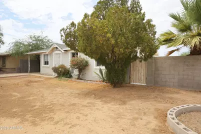 6902 W Wolf Street, Phoenix, AZ 85033 - Photo 2