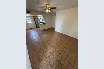 1336 E Mountain View Road #105, Phoenix, AZ 85020 - Photo 4