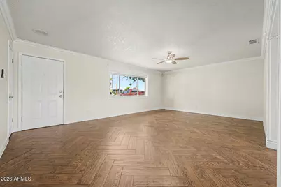 6241 W Highland Avenue, Phoenix, AZ 85033 - Photo 6