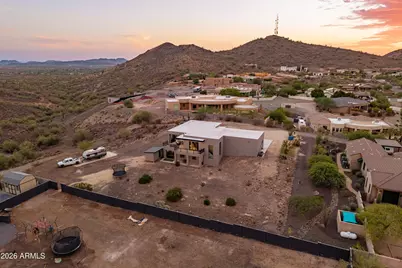 235 W Rock View Road, Phoenix, AZ 85085 - Photo 64