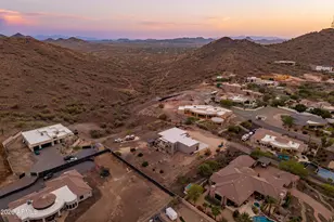 235 W Rock View Rd, Phoenix, AZ 85085 - Photo 62