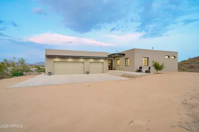 235 W Rock View Road, Phoenix, AZ 85085 - Photo 2