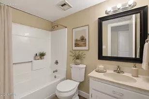 8432 N 34th Dr, Phoenix, AZ 85051 - Photo 20