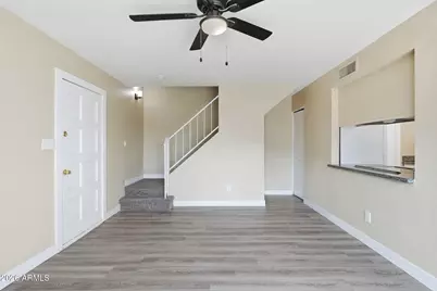 8432 N 34th Drive, Phoenix, AZ 85051 - Photo 10