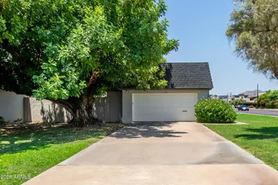 3160 E Hazelwood Street, Phoenix, AZ 85016 - Photo 2