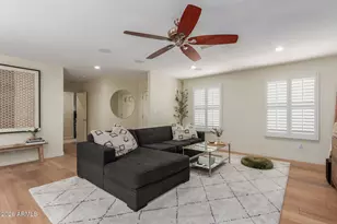 3160 E Hazelwood St, Phoenix, AZ 85016 - Photo 10