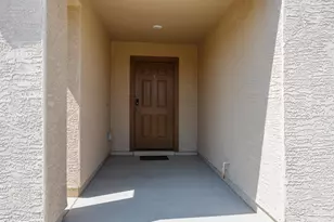 10498 W Carousel Dr, Arizona City, AZ 85123 - Photo 4