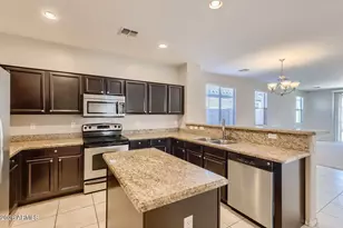 2610 W Gaby Rd, Phoenix, AZ 85041 - Photo 10