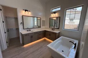 1102 E Firestone Dr, Chandler, AZ 85249 - Photo 12