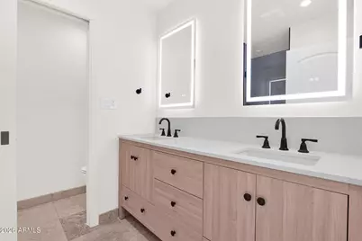 6745 N 12th Way, Phoenix, AZ 85014 - Photo 18