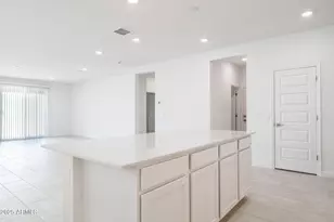 10023 N 176th Ave, Waddell, AZ 85355 - Photo 6