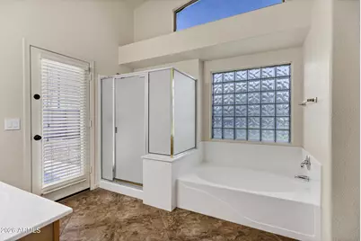 11219 W Vernon Avenue, Avondale, AZ 85392 - Photo 14