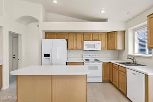 11219 W Vernon Ave, Avondale, AZ 85392 - Photo 4
