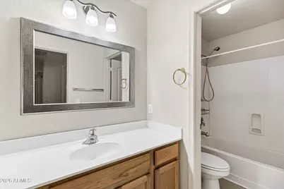 11219 W Vernon Avenue, Avondale, AZ 85392 - Photo 18