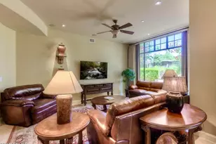 8 Biltmore Estate, Phoenix, AZ 85016 - Photo 2