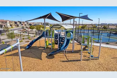 3596 N 99th Drive, Avondale, AZ 85392 - Photo 4