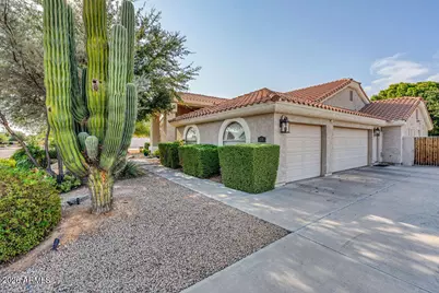 12816 W Georgia Avenue, Litchfield Park, AZ 85340 - Photo 2