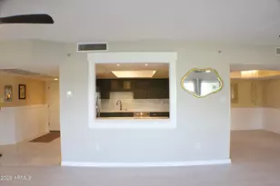 7860 E Camelback Rd, Scottsdale, AZ 85251 - Photo 14