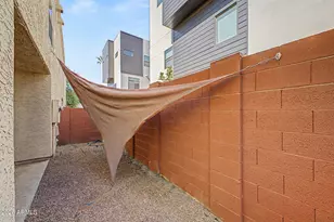 319 E Coronado Rd, Phoenix, AZ 85004 - Photo 18