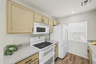 15465 W Port Royale Ln, Surprise, AZ 85379 - Photo 4