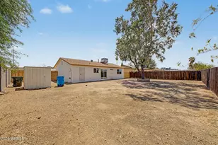 4520 E Alta Vista Rd, Phoenix, AZ 85042 - Photo 24
