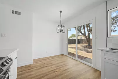 4520 E Alta Vista Road, Phoenix, AZ 85042 - Photo 8