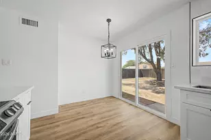 4520 E Alta Vista Rd, Phoenix, AZ 85042 - Photo 8