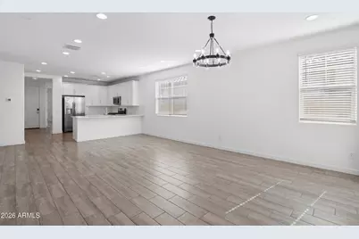 73 E Capricorn Way, Chandler, AZ 85249 - Photo 14