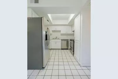 2011 N 51st Street #1, Phoenix, AZ 85008 - Photo 6