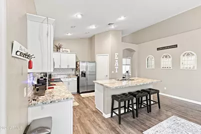 7625 W Northview Avenue, Glendale, AZ 85303 - Photo 10