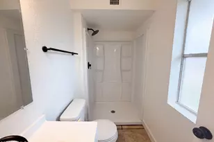 6036 N 72nd Dr, Glendale, AZ 85303 - Photo 10