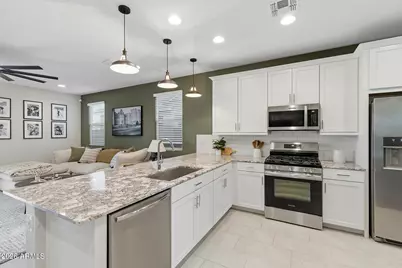 24757 N 170th Lane, Surprise, AZ 85387 - Photo 2