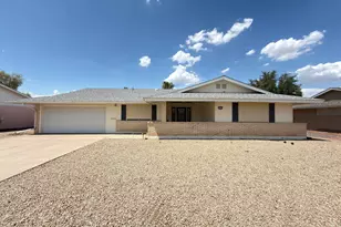 10350 W Caron Dr, Sun City, AZ 85351 - Photo 1