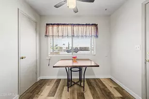 10350 W Caron Dr, Sun City, AZ 85351 - Photo 4