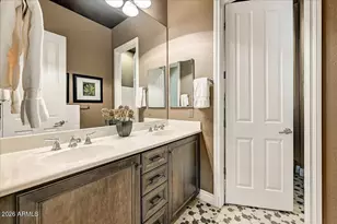 9422 E Via De Vaquero Dr, Scottsdale, AZ 85255 - Photo 26