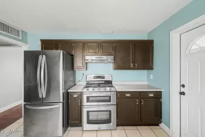 1114 E Ruth Avenue, Phoenix, AZ 85020 - Photo 8