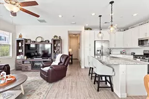 4077 S Sabrina Dr, Chandler, AZ 85248 - Photo 8