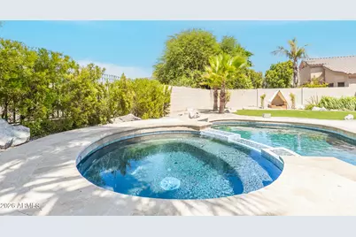 13660 W Monte Vista Road, Goodyear, AZ 85395 - Photo 8
